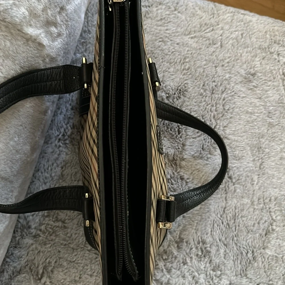 Preloved Handbag - Picture 5 of 7